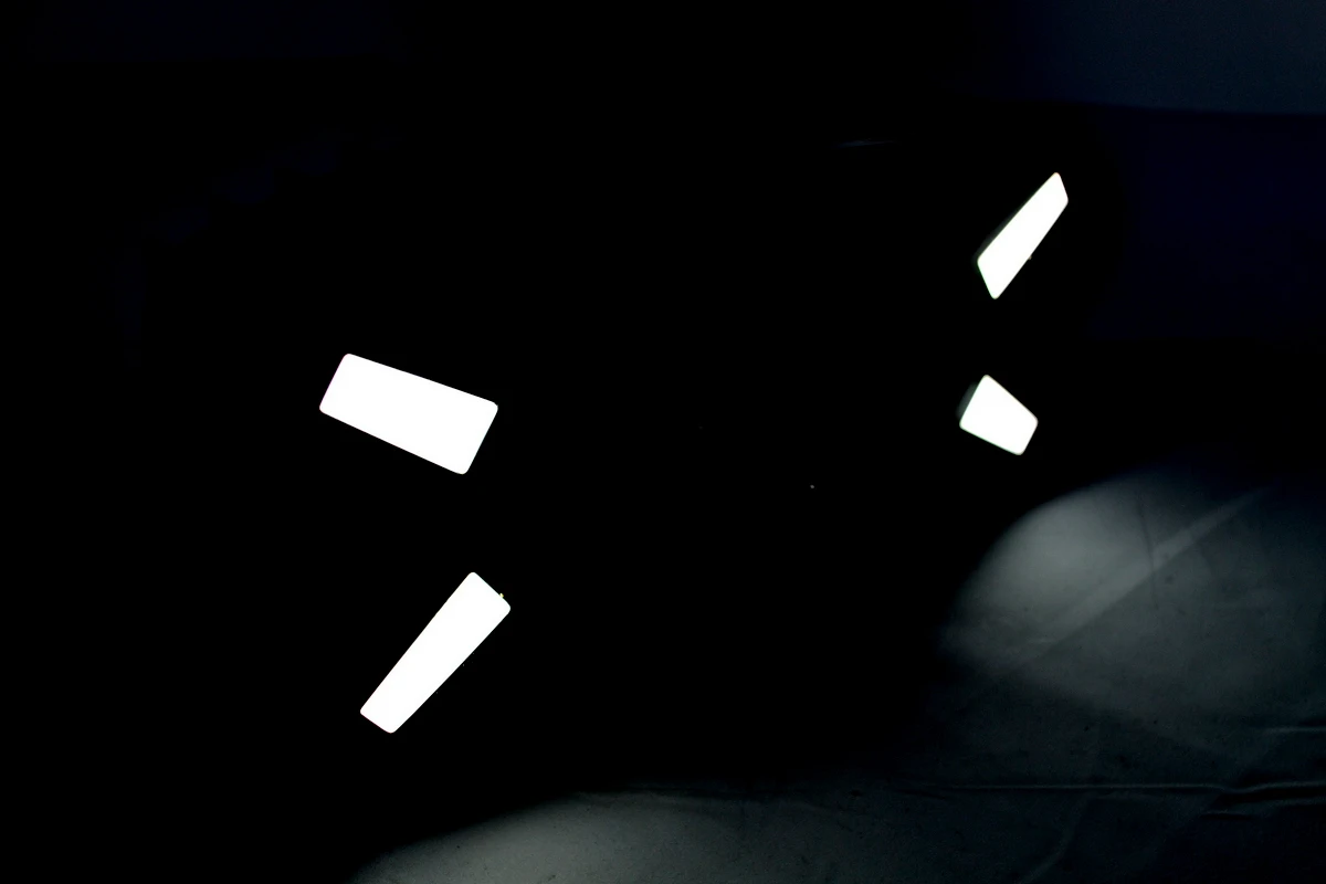 Овал- Комбо- Халоген -NEON светлина, 16 диода, 12/24V