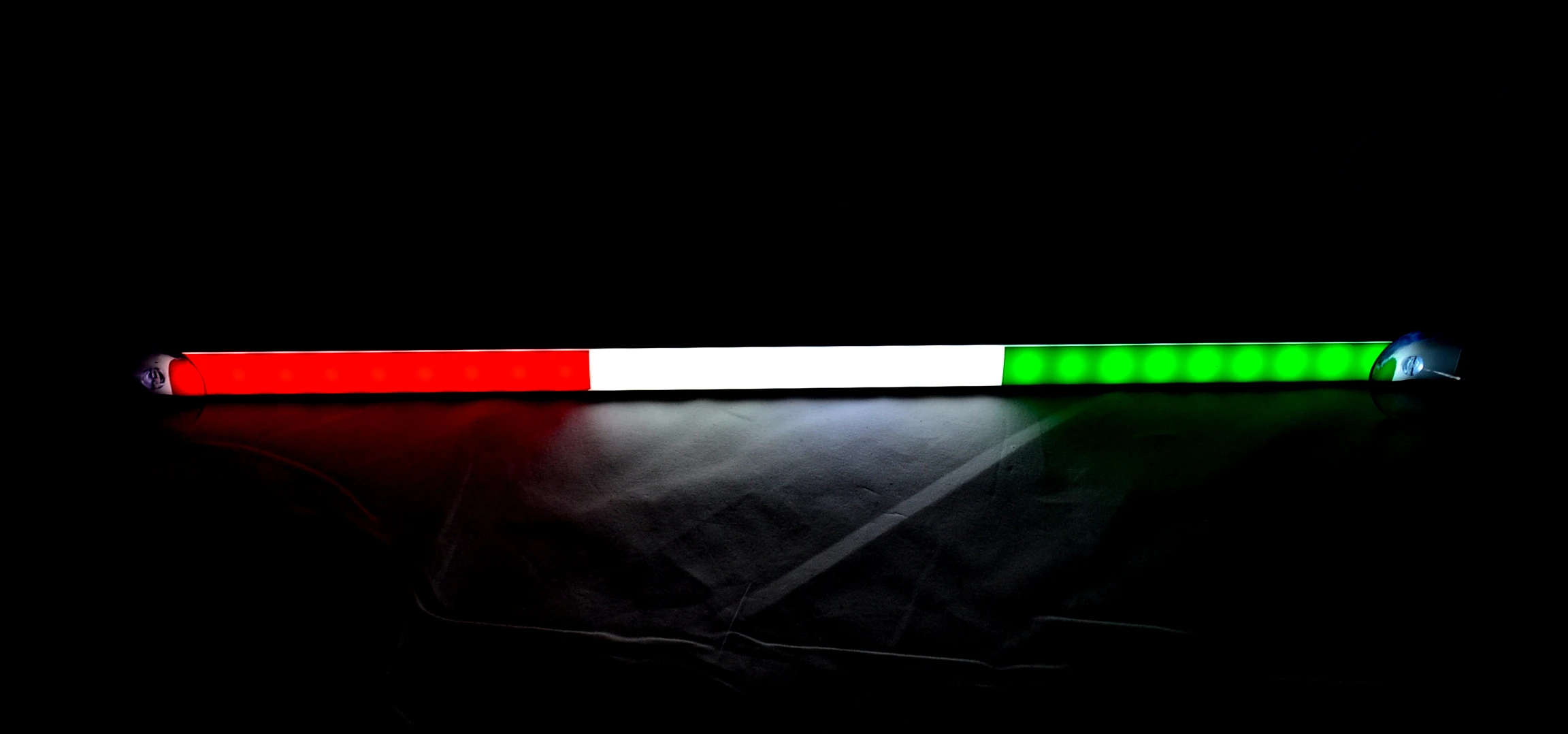 Диодна- пура- тип- знаме – Италия,  ЧЕРВЕНО/БЯЛО/ЗЕЛЕНО 12/24V, 50 см.