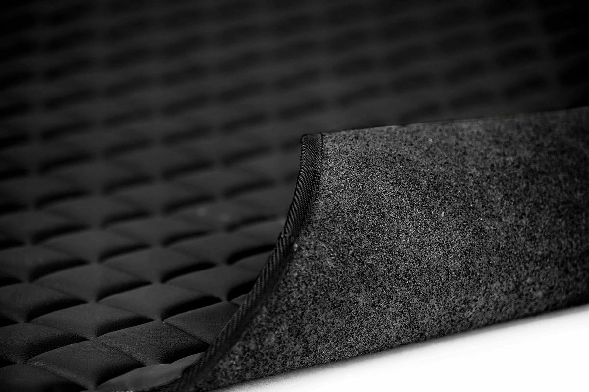 BV383-floor-mats-quilted-eco-leather-rear-volkswagen-golf-vii-(102012-)-hatchback-0