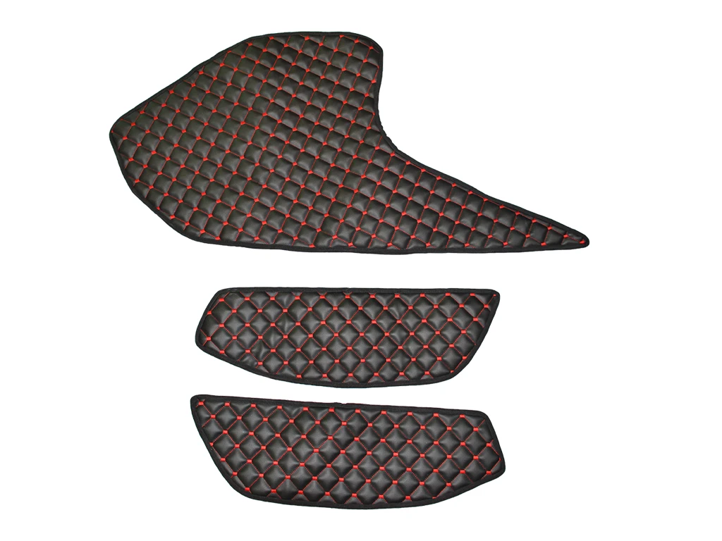 Кожа за врати + табло  за DAF XF 2021+, ЧЕРНО с червен шев