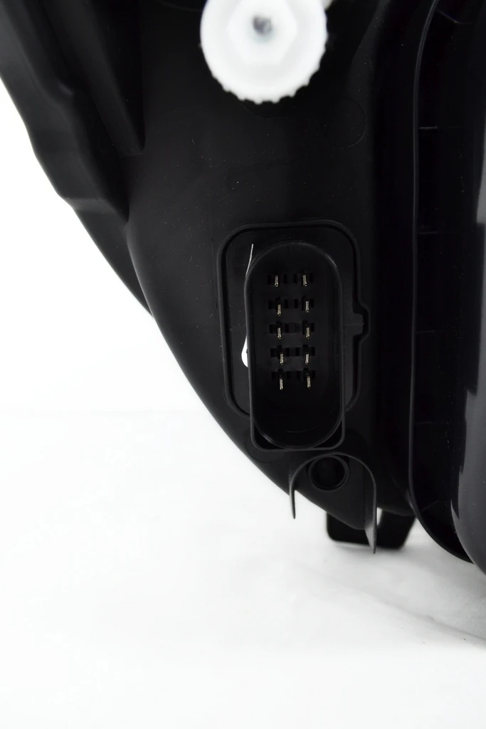 Ляв- фар -за- Мерцедес Спринтер/Mercedes Sprinter с мотор 2007+