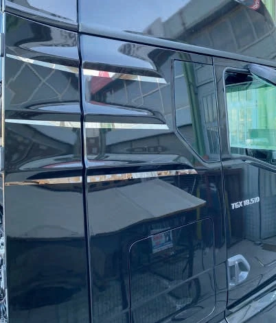 Декорация- лайсни -за- кабина, зад спален прозорец, 12 части за MAN TGX 2021+