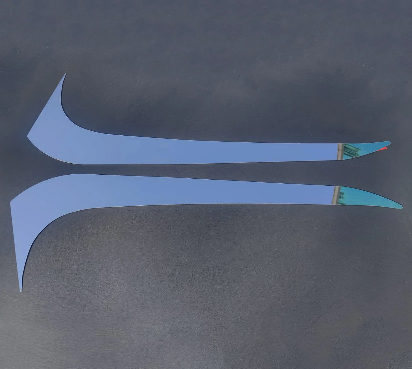 Декорация,- лайсна- над- халоген за DAF XF, XG, XG+