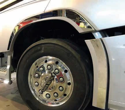 Декорация за спойлер на калник за VOLVO FH4, 2013+