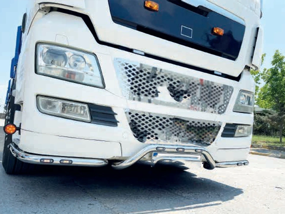 Ролбар -под -предна- броня. 3 части за MAN TGX 2010 – 2015