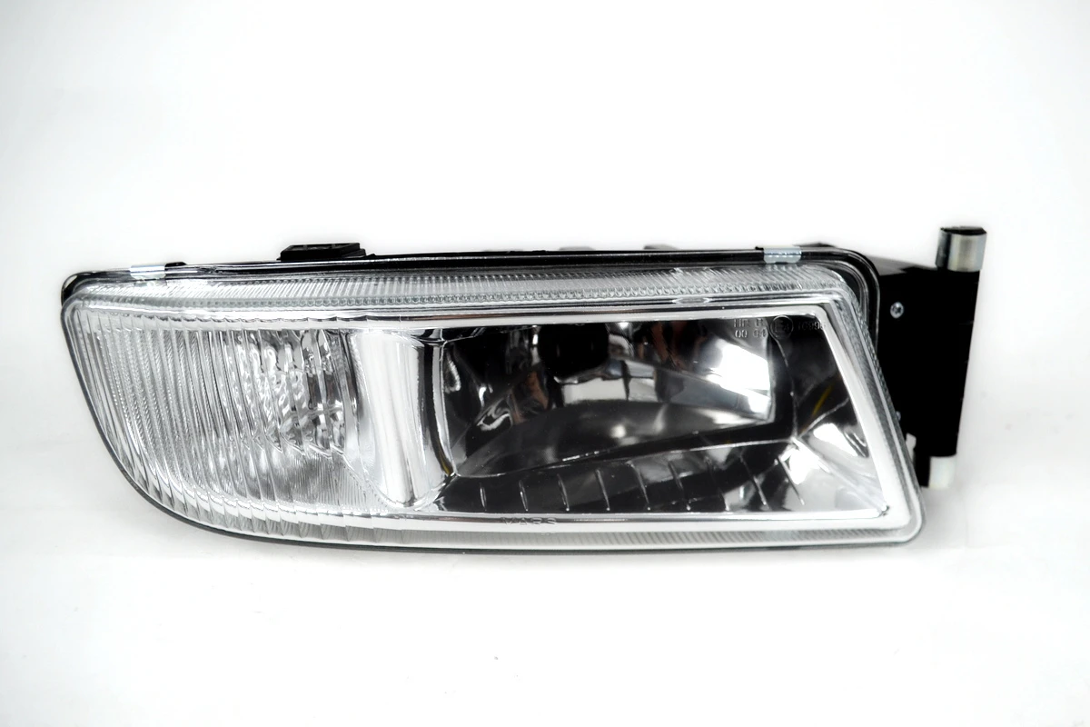 Десен халоген за MAN TGX 2009+ Десен халоген за MAN TGX 2009+