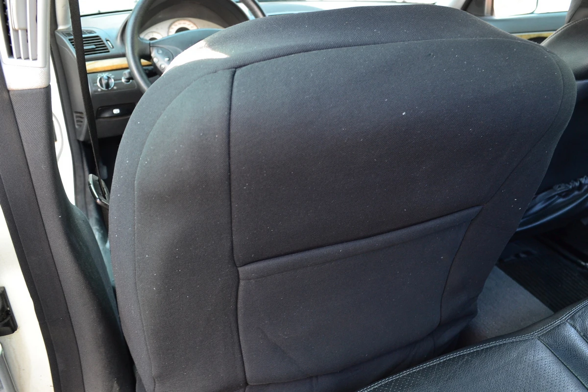 Тапицерия от 2 части,универсална,жакард и кожа,черна