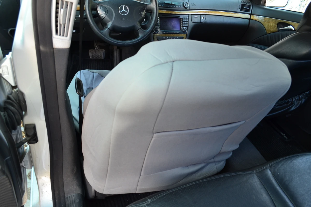 Тапицерия от 2 части,универсална,жакард и кожа,сива