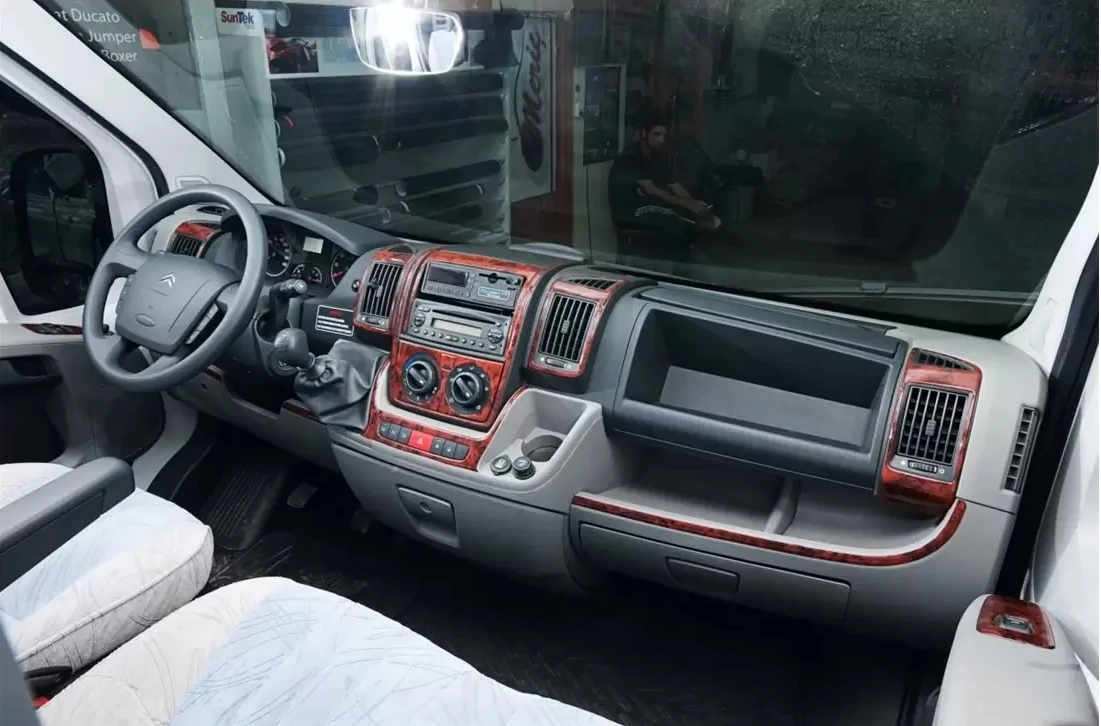 Силиконов стикер Махагон за Fiat Ducato/Citroen Jumper/Peugeot Boxer 2006-2014 pes321.jpg