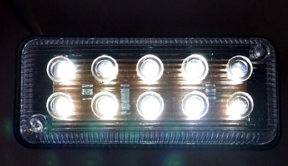 LED Габарит Бял, 12V, с 10 диода, Полша