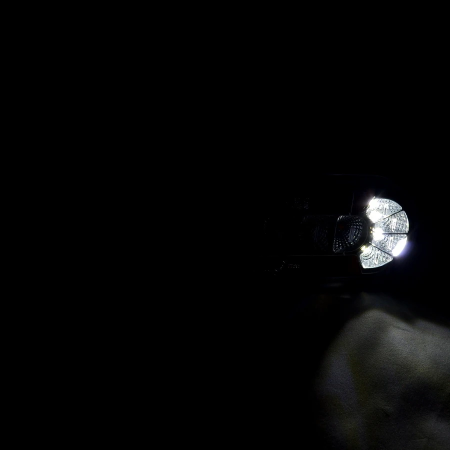 Малък LED/NEON стоп с 4 функции,динамичен мигач,Е маркиран,L=R