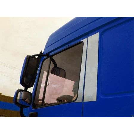 Декорация за колоните на вратите за DAF XF106, хром-никел, огледална неръждавейка