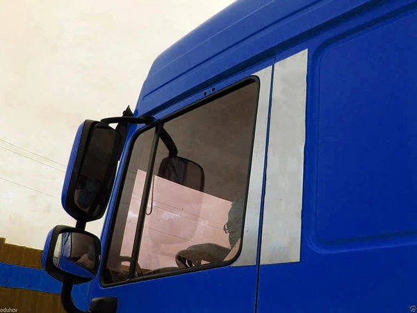 К-т от 4 части декорация за колоните на вратите за DAF XF106, хром-никел, огледална неръждавейка