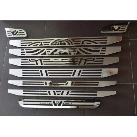 Предна радиаторна решетка за Scania R 2010/2016