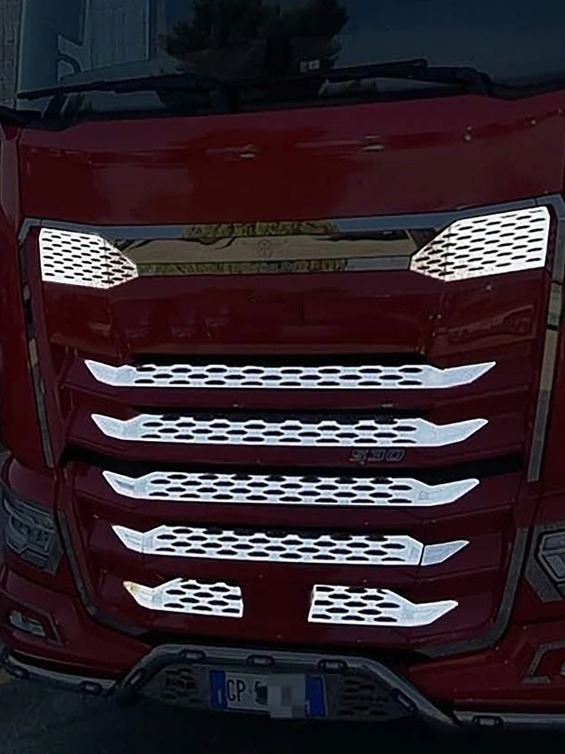 Декорация за предна решетка за DAF XF, XG, XG+ Декорация- за- предна- решетка за DAF XF, XG, XG+
