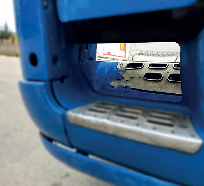 Комплект -декорация -над стъпало за Volvo FH2/FH3, инокс