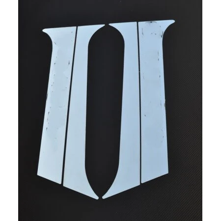 Декоративните  колони за VOLVO FH2-FH3, с напречен надпис и лого, 4 части